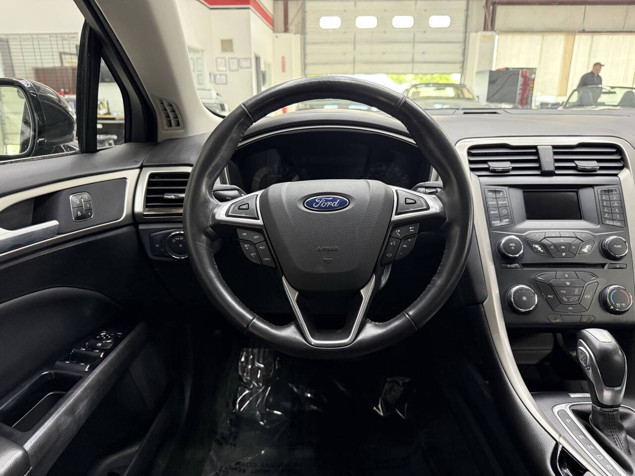 Vehicle image 20