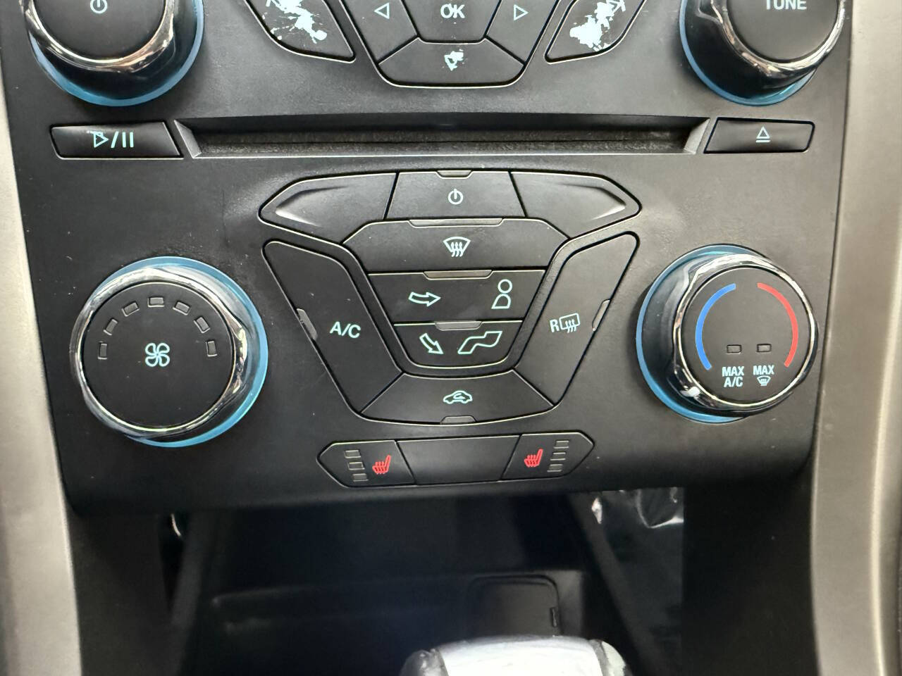Vehicle image 28