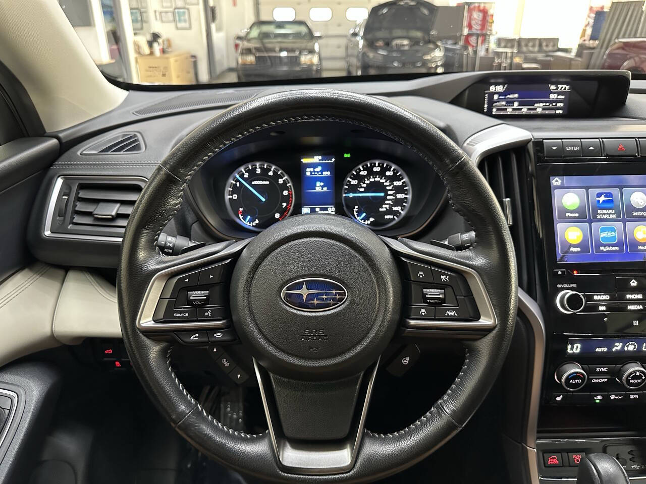 Vehicle image 22