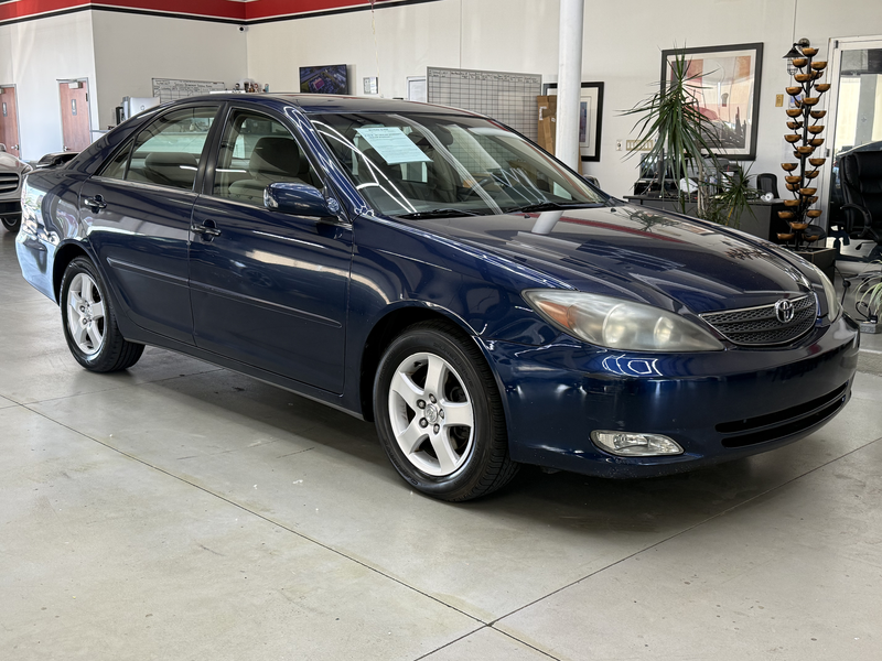 2004 TOYOTA CAMRY