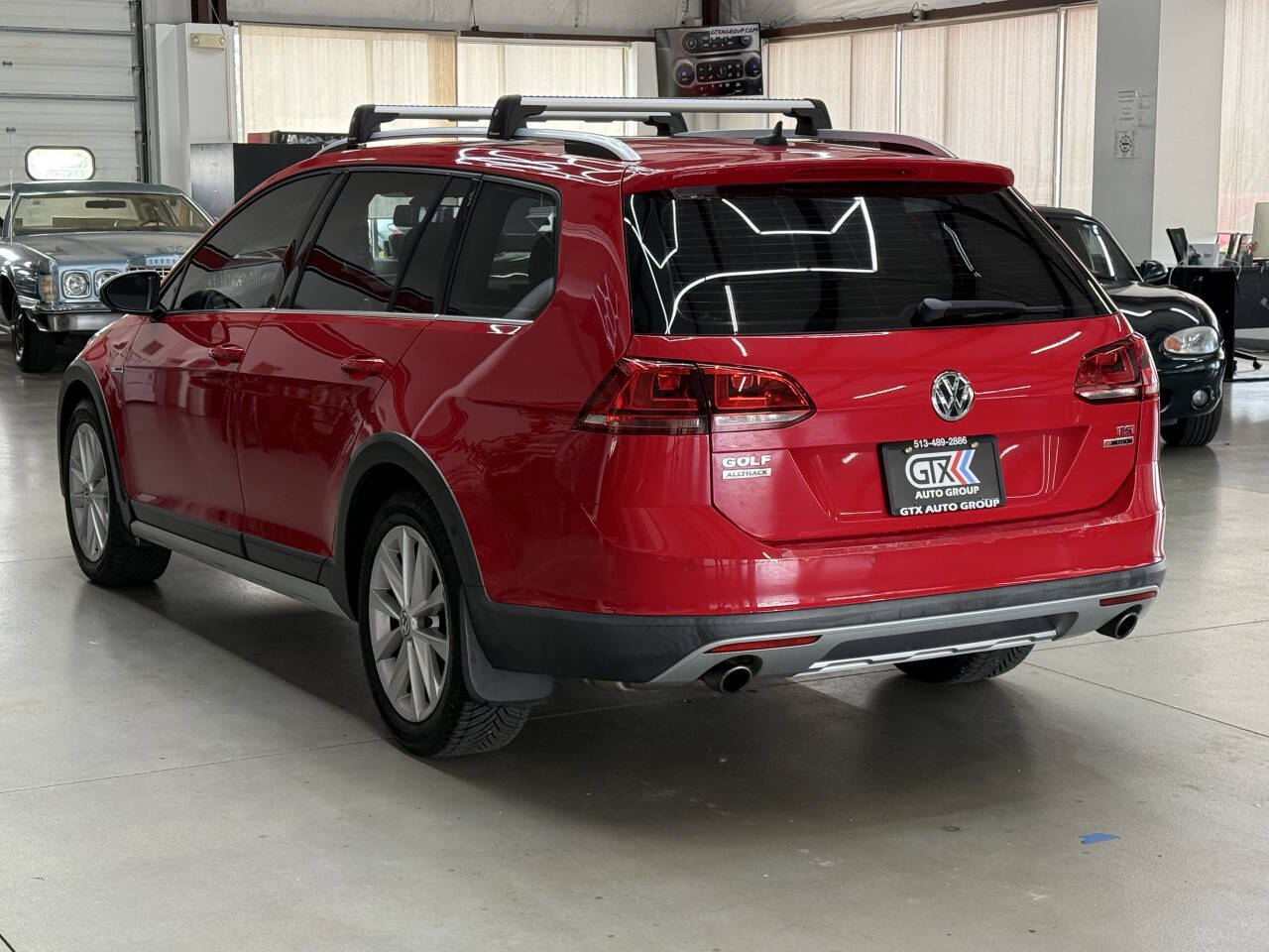 Vehicle image 4