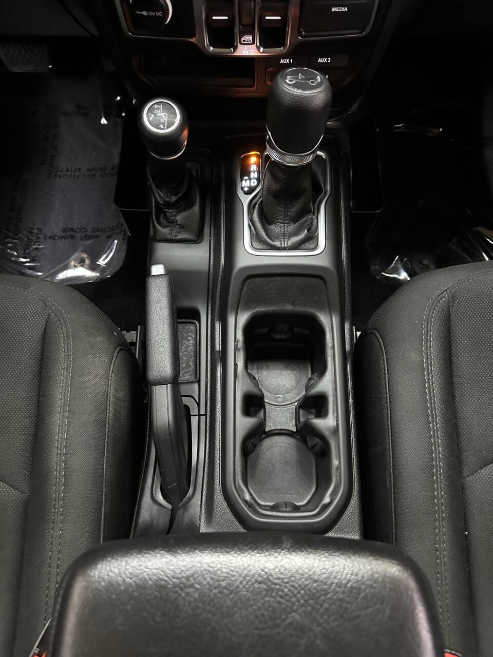 Vehicle image 26