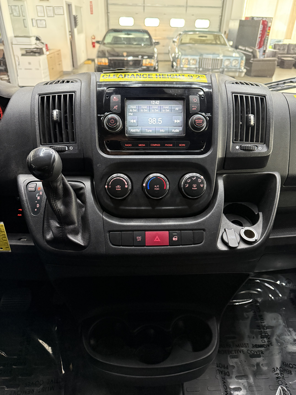 Vehicle image 22
