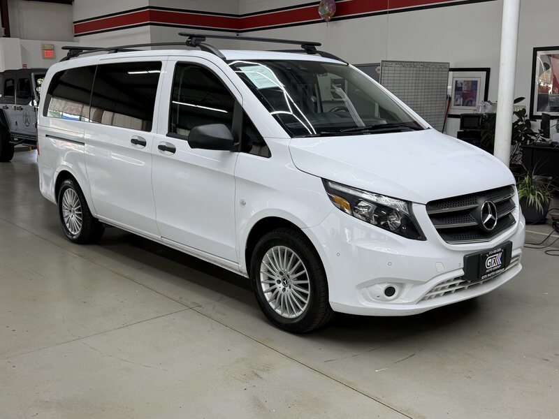 2019 MERCEDES-BENZ METRIS