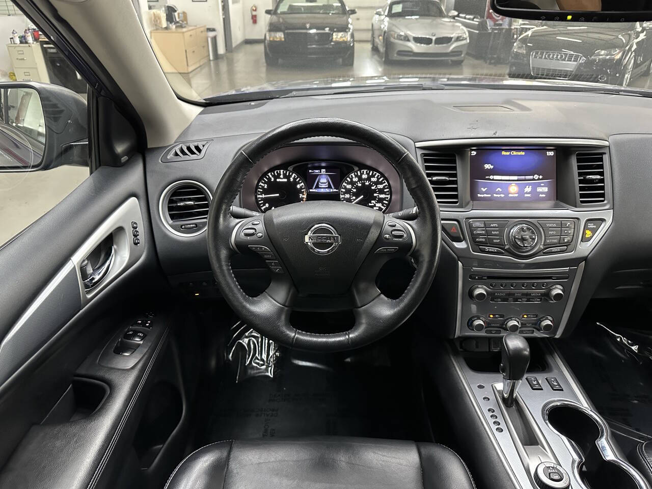 Vehicle image 20