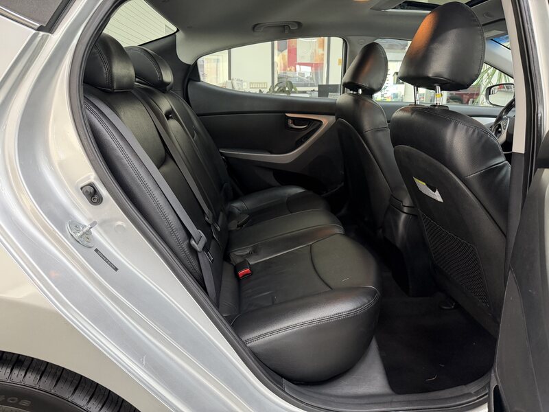 Vehicle image 14