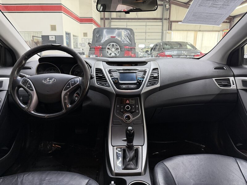 Vehicle image 18