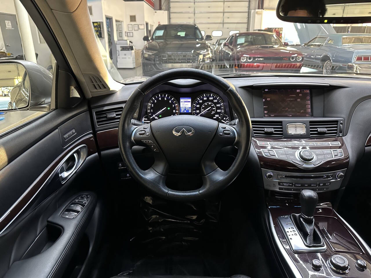 Vehicle image 18
