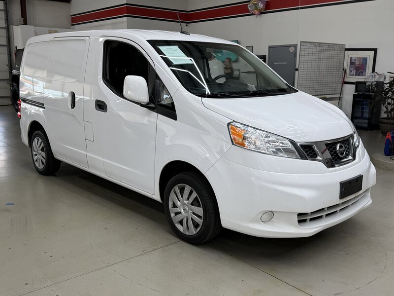 2020 NISSAN NV200