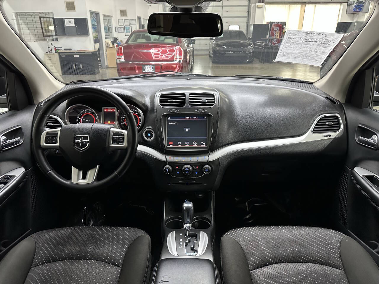 Vehicle image 19