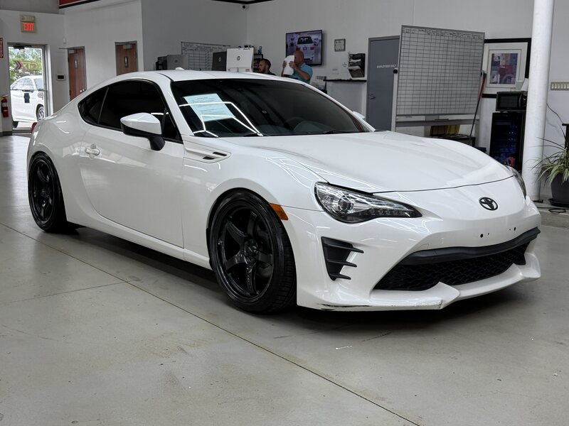 2017 TOYOTA 86 BASE