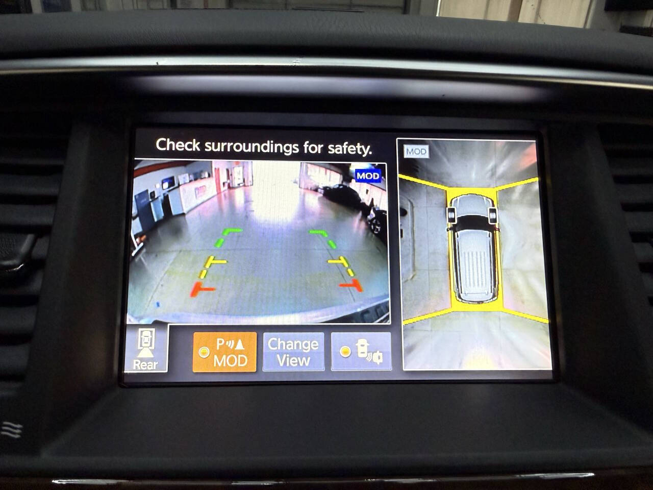 Vehicle image 30