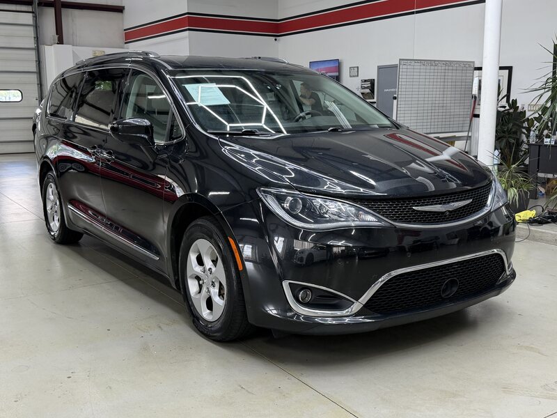 2017 CHRYSLER PACIFICA TOURING L PLUS