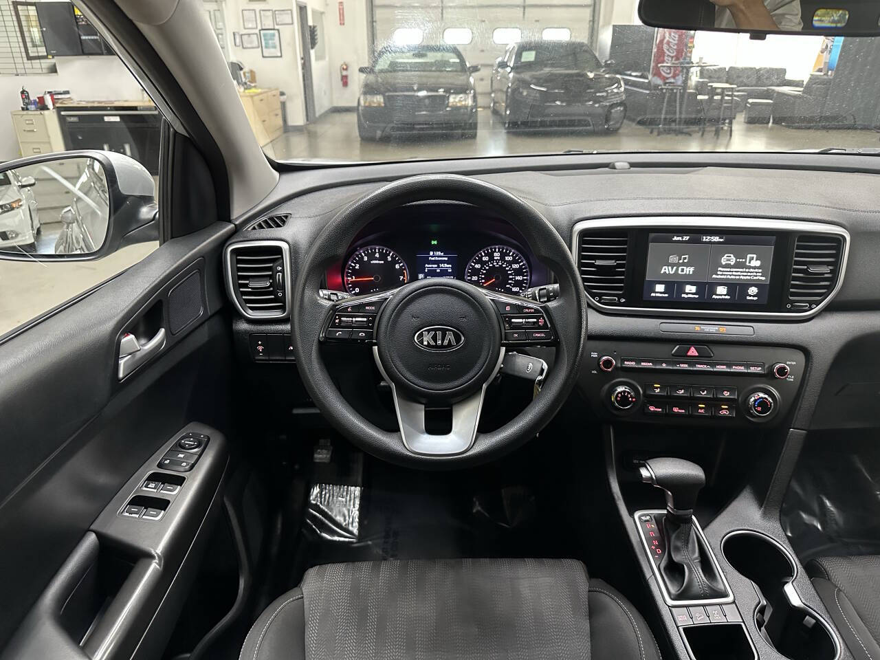 Vehicle image 18