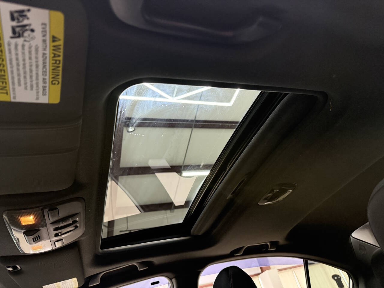 Vehicle image 30