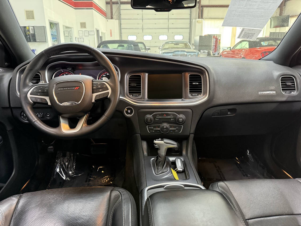 Vehicle image 18