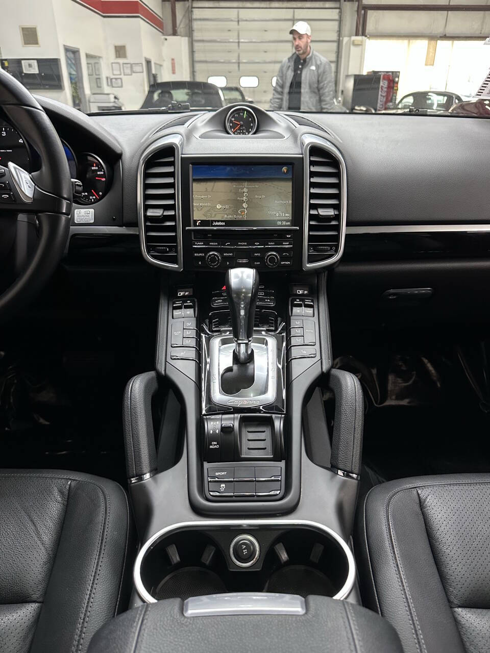 Vehicle image 25