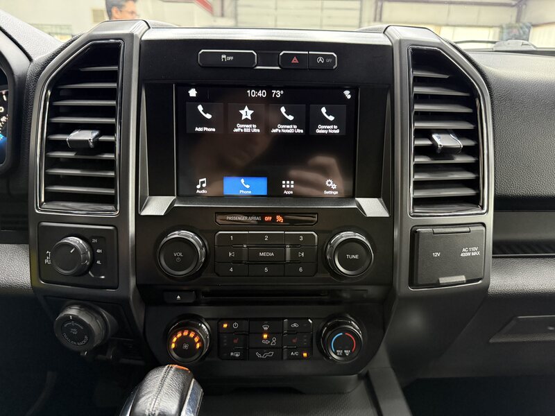 Vehicle image 25