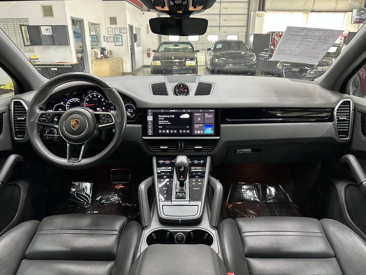 Vehicle image 17