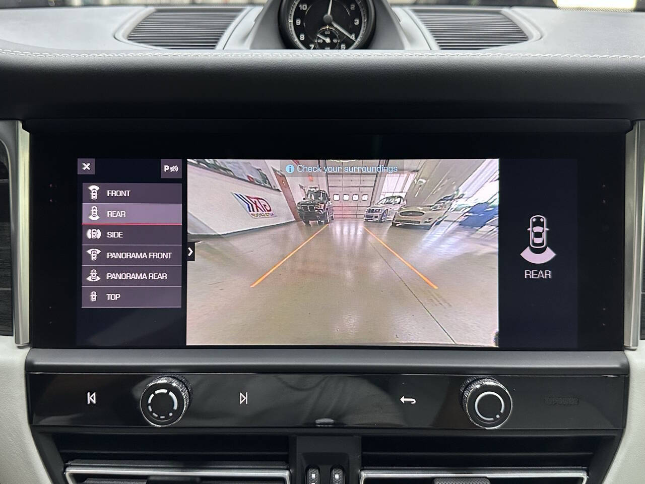 Vehicle image 30