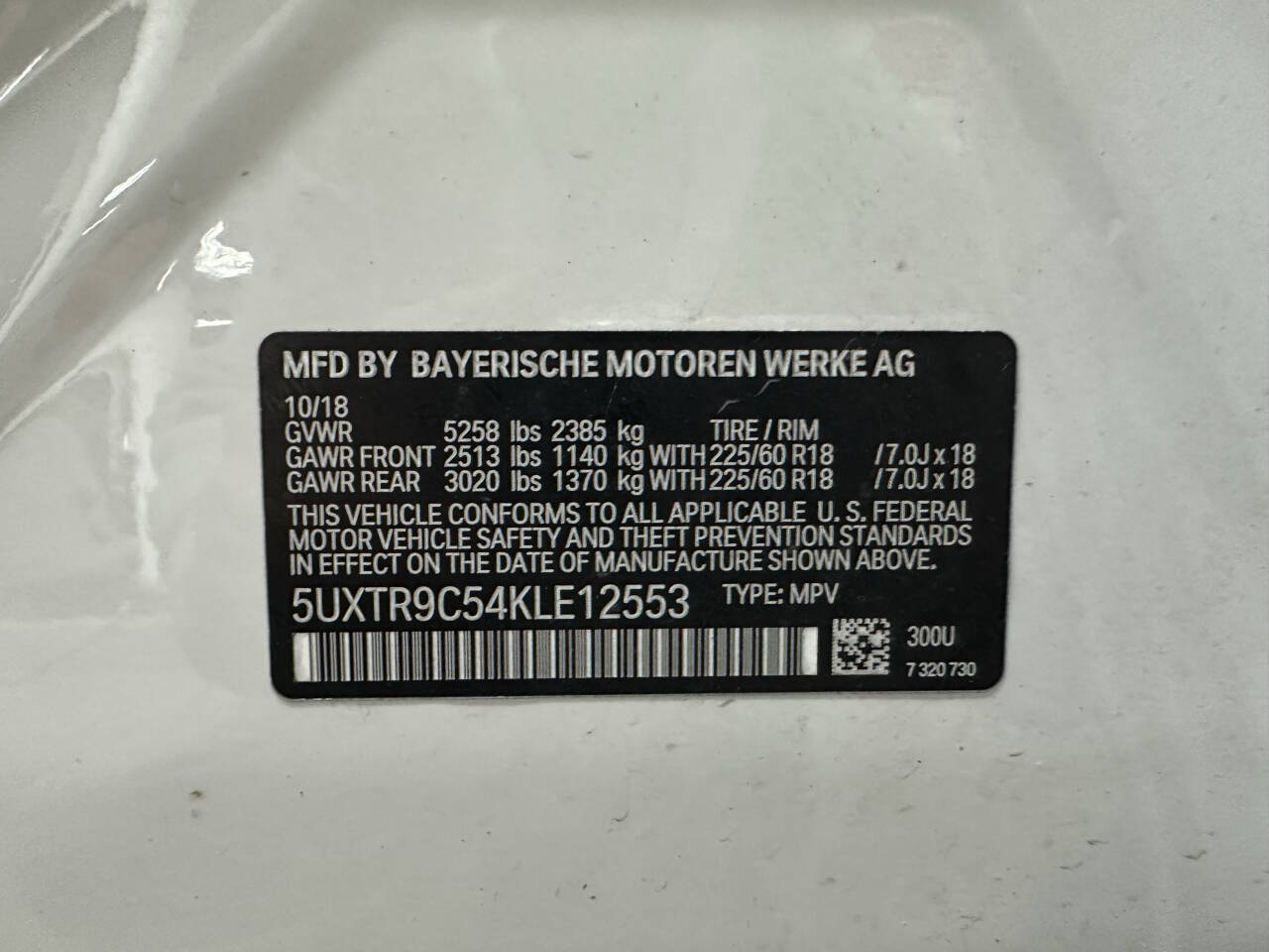 Vehicle image 30