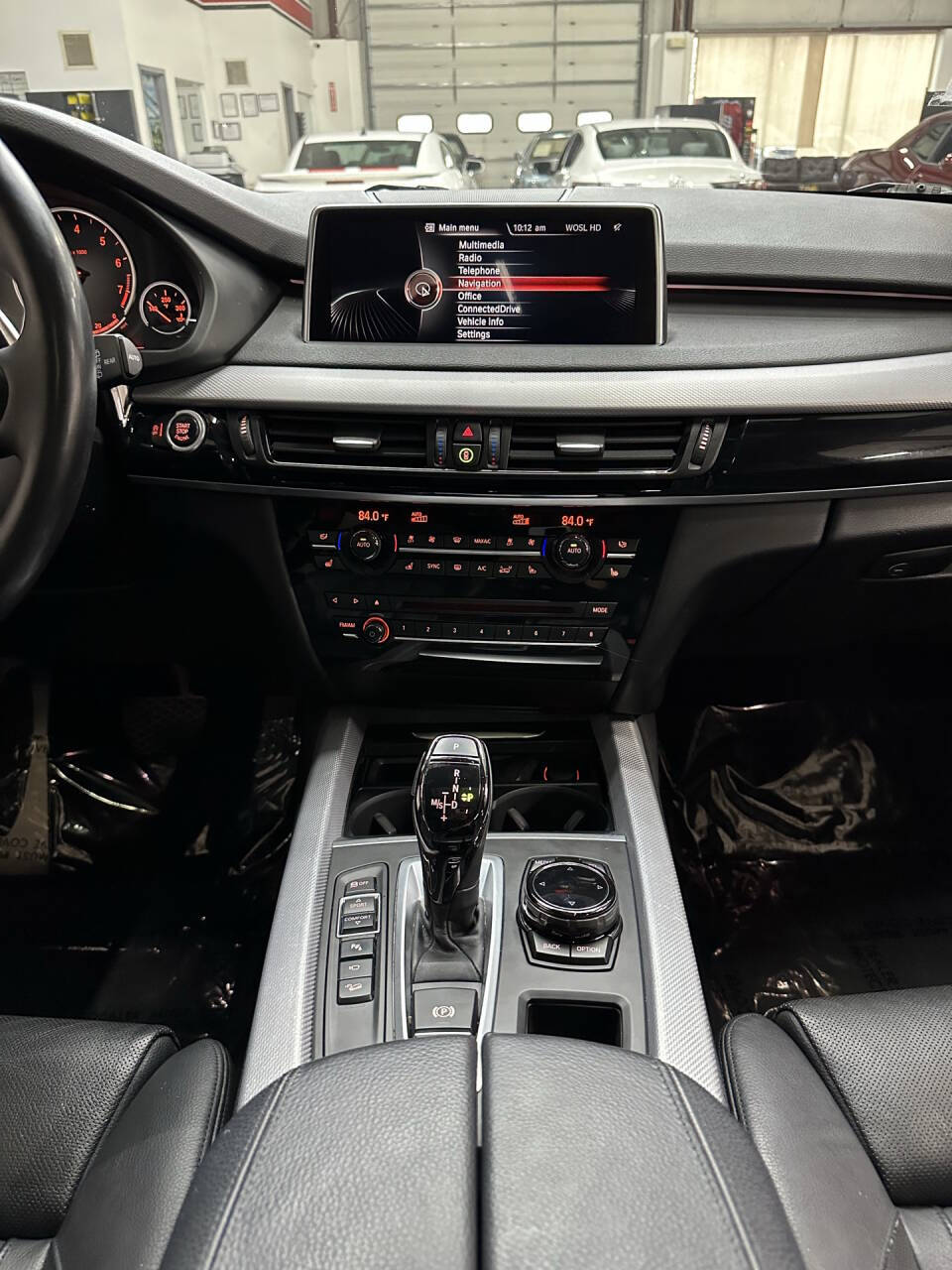 Vehicle image 26