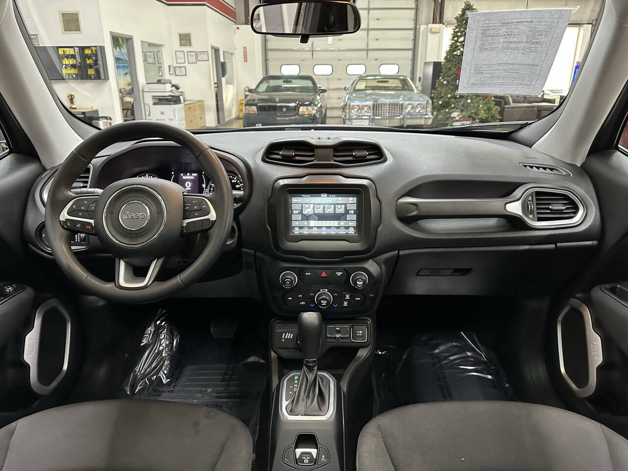 Vehicle image 17