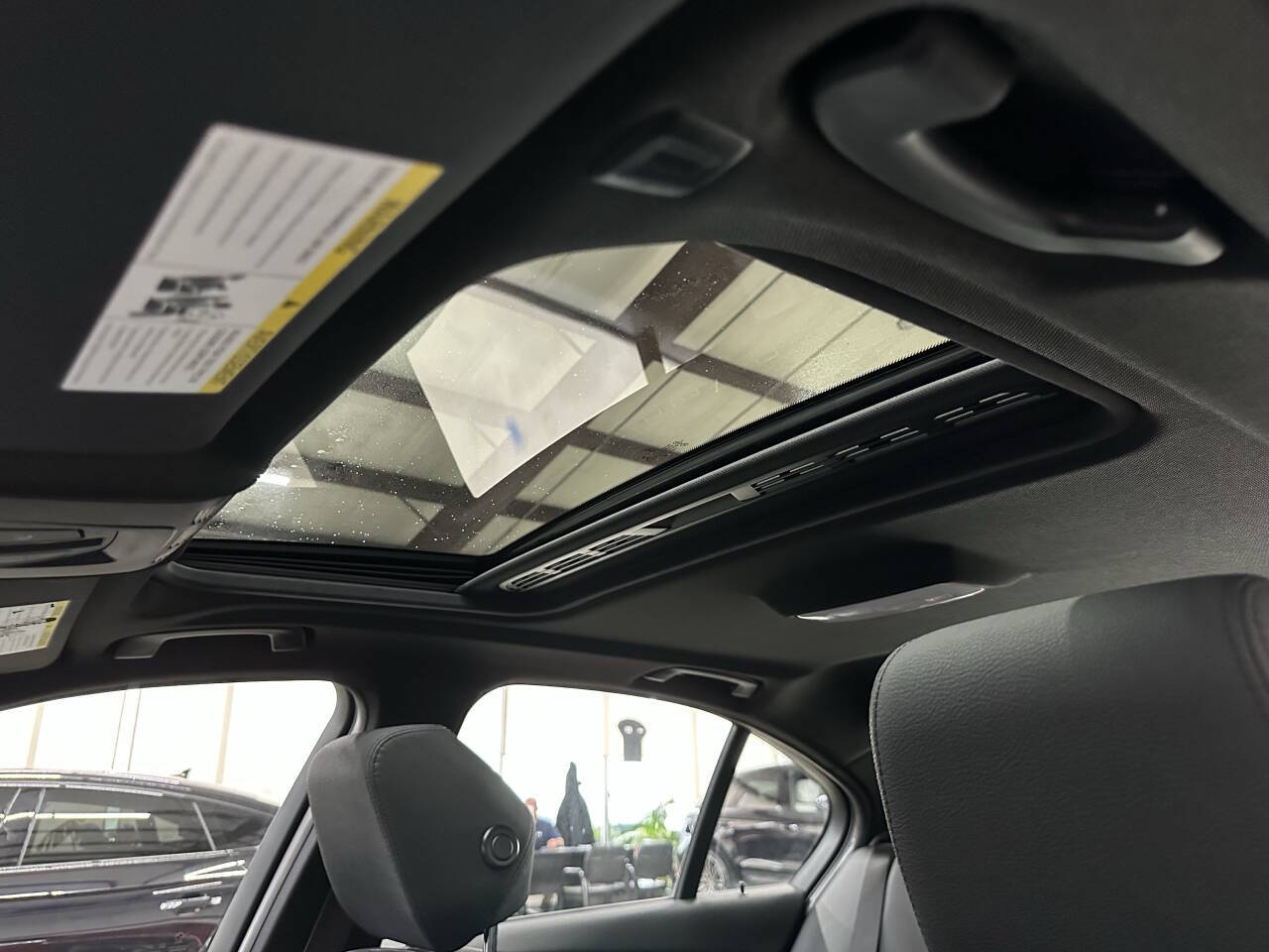 Vehicle image 30