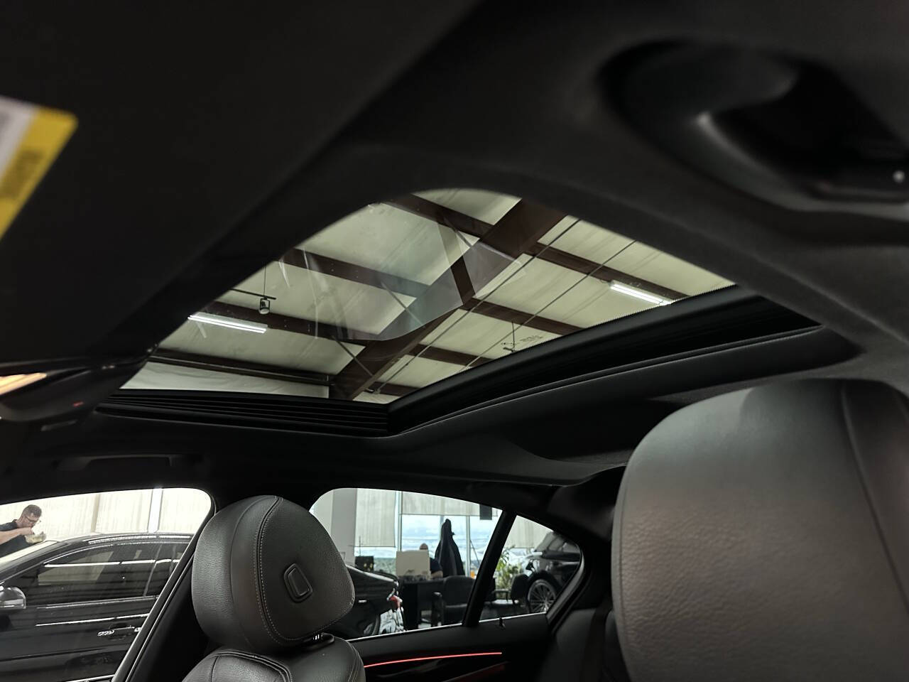 Vehicle image 30